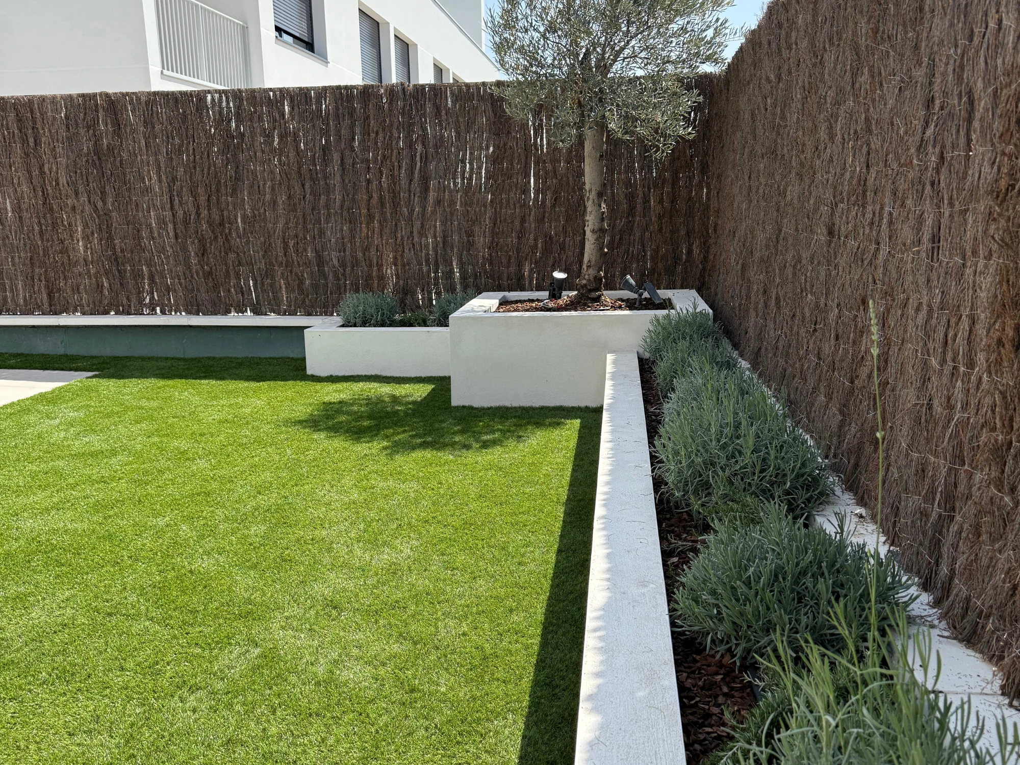 Espacio exterior terminado por Greenial